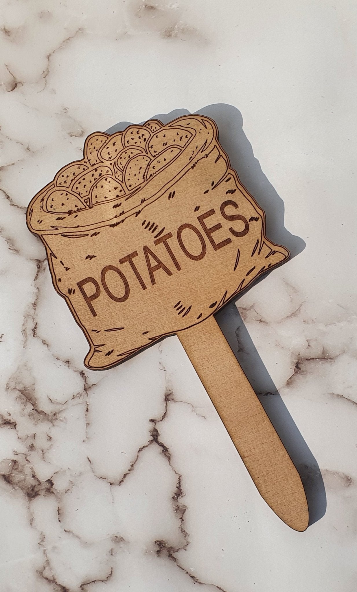Vegetable Garden Markers/Garden Stakes/Herb and Vegetable Plot/Plant Gift/Wooden Plant Markers - Slice of Wild